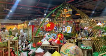 Thúc đẩy sức sáng tạo, gìn giữ bản sắc Việt của các làng nghề, làng nghề truyền thống hưởng ứng Ngày hội Đổi mới sáng tạo quốc gia. Thúc đẩy sức sáng tạo, gìn giữ bản sắc Việt của các làng nghề, làng nghề truyền thống hưởng ứng Ngày hội Đổi mới sáng tạo quốc gia.