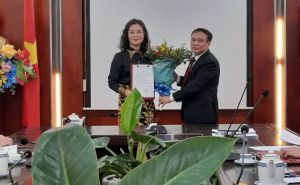 Lễ công bố, trao quyết định bổ nhiệm lại Phó Cục trưởng Nguyễn Thị Hoàng Yến và các Quyết định bổ nhiệm Lãnh đạo một số Phòng thuộc Cục Lễ công bố, trao quyết định bổ nhiệm lại Phó Cục trưởng Nguyễn Thị Hoàng Yến và các Quyết định bổ nhiệm Lãnh đạo một số Phòng thuộc Cục